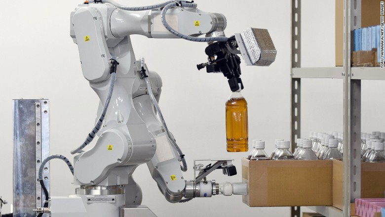 Ứng dụng Arm robot trong ngành đồ uống